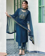 SKYLEE Women Printed Straight Kurta Set with Dupatta | Indian Ethnic Wear Online Malaysia | Cotton Blend Long Kurti Suit for Women | Party & Casual Outfit