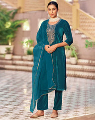 SKYLEE Women Velvet Sequins Embroidered Kurta Set with Dupatta | Party Wear Indian Pakistani Ethnic Dress | Festive Outfit Malaysia