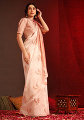 THE BEAUTIFUL LUSTER ON THE SAREE MAKES IT EXTREMELY STUNNING WEAVES