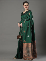 THE BANARASI SAREEIS MADE UP OF SILK THREADS WOVEN USING