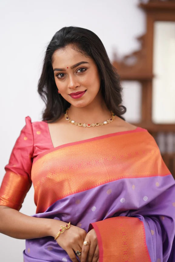 Floral Zari Silk Blend Banarasi Saree