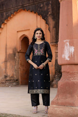 BLACK  COLOURED TREDITIONAL WEAR KURTA SET
