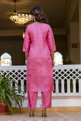 PINK  COLOURED WOMEN'S  P0LYSTER  KURTA WITH  DUPATTA SET