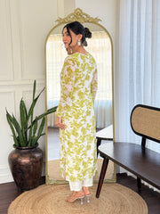 GREEN  COLOURED  WOMEN'S GEORGETTE  KURTA  WITH PANT DUPATTA  SET