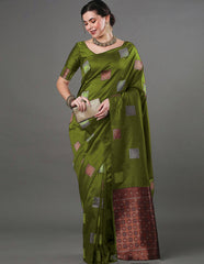THE BANARASI SAREEIS MADE UP OF SILK THREADS WOVEN USING