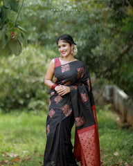 THE BANARASI SAREEIS MADE UP OF SILK THREADS WOVEN USING