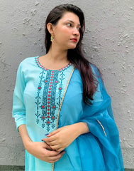SKYBLUE COLOURED  WOMEN'S VISCOSE RAYON KURTA WITH  DUPATTA SET