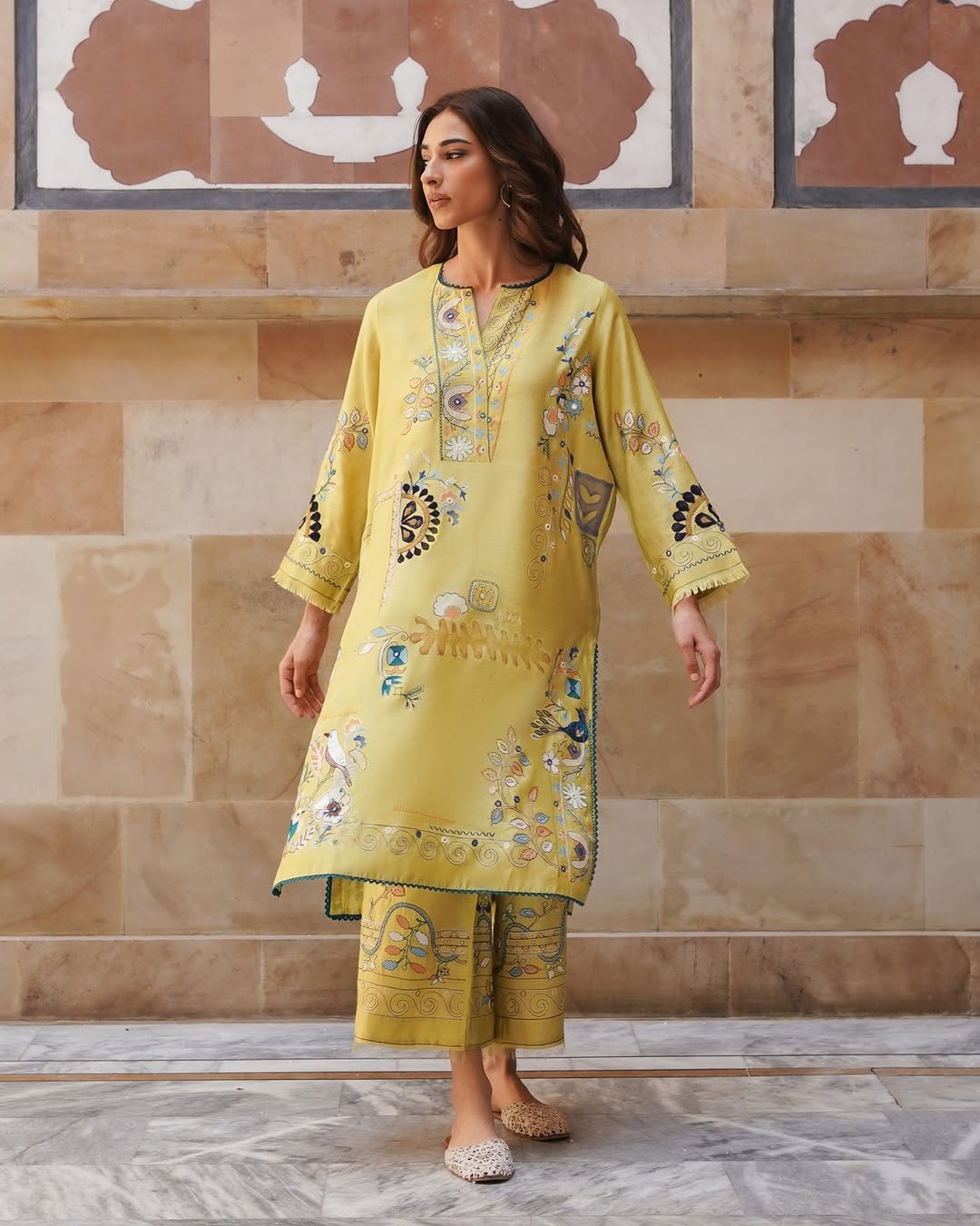 SAUNDARYA KURTA SET