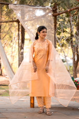 SK-882 Peach Polyester Kurta Set with Bottom & Net Dupatta | Embroidered 3-Piece Ethnic Wear – Malaysia