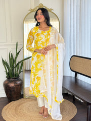 YELLOW  COLOURED  WOMEN'S GEORGETTE  KURTA  WITH PANT DUPATTA  SET