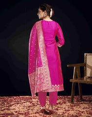 PINK COLOURED  WOMEN'S VISCOSE RAYON KURTA WITH  DUPATTA SET