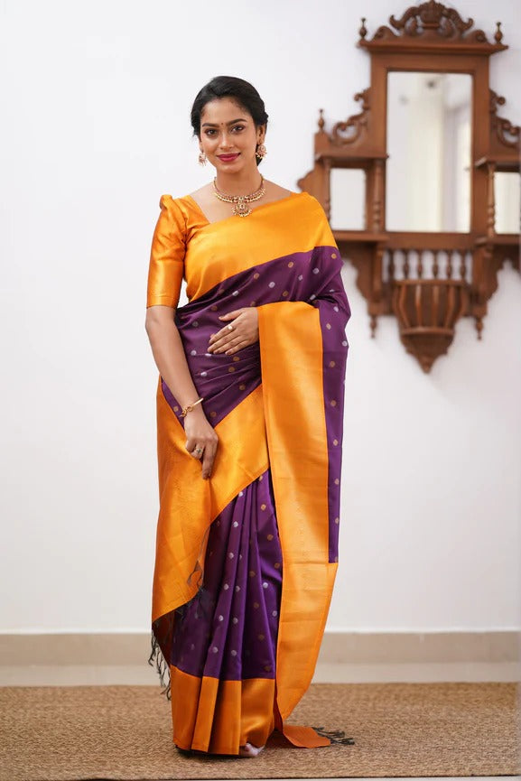 Floral Zari Silk Blend Banarasi Saree