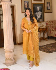 MUSTARD  COLOURED  WOMEN'S  PRINTED  EMBROIDERED   KURTA  WITH PANT DUPATTA  SET