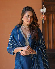BLUE  COLOURED  WOMEN'S  PRINTED  EMBROIDERED   KURTA  WITH PANT DUPATTA  SET
