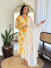 YELLOW  COLOURED  WOMEN'S GEORGETTE  KURTA  WITH PANT DUPATTA  SET