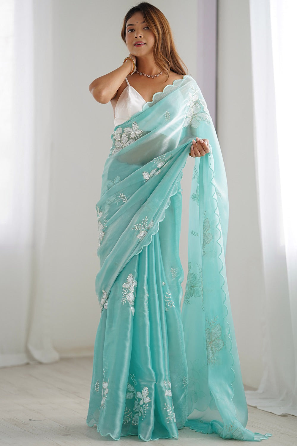 JimmyChoo sartin  Embroidery Work Saree With Unstitched Blosue
