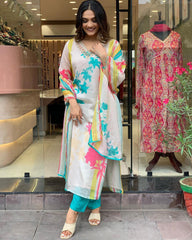 Women Floral Embroidered Regular Kurti with Trousers & With Dupatta