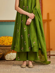 Beautiful Green Embroidered Kurta Set