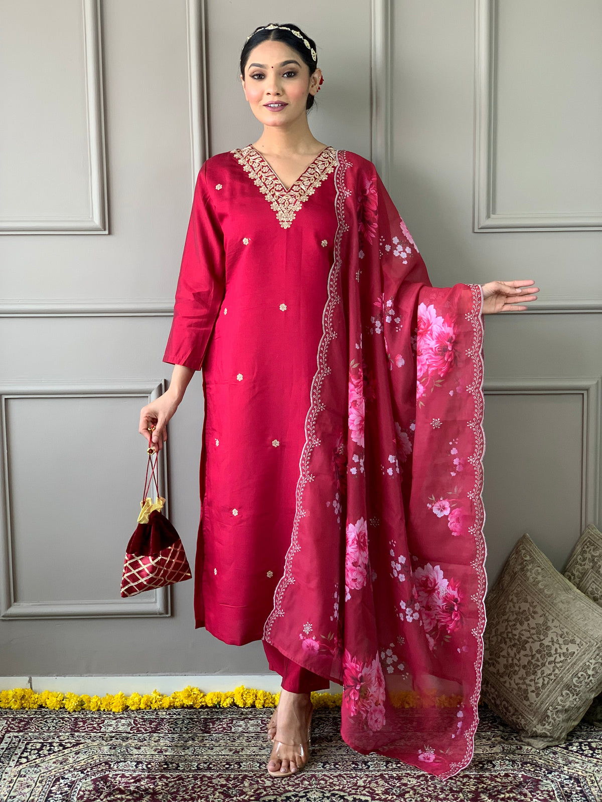 LEELA PINK  COLOURED WOMEN'S VISCOSE CHANDERI KURTA SET