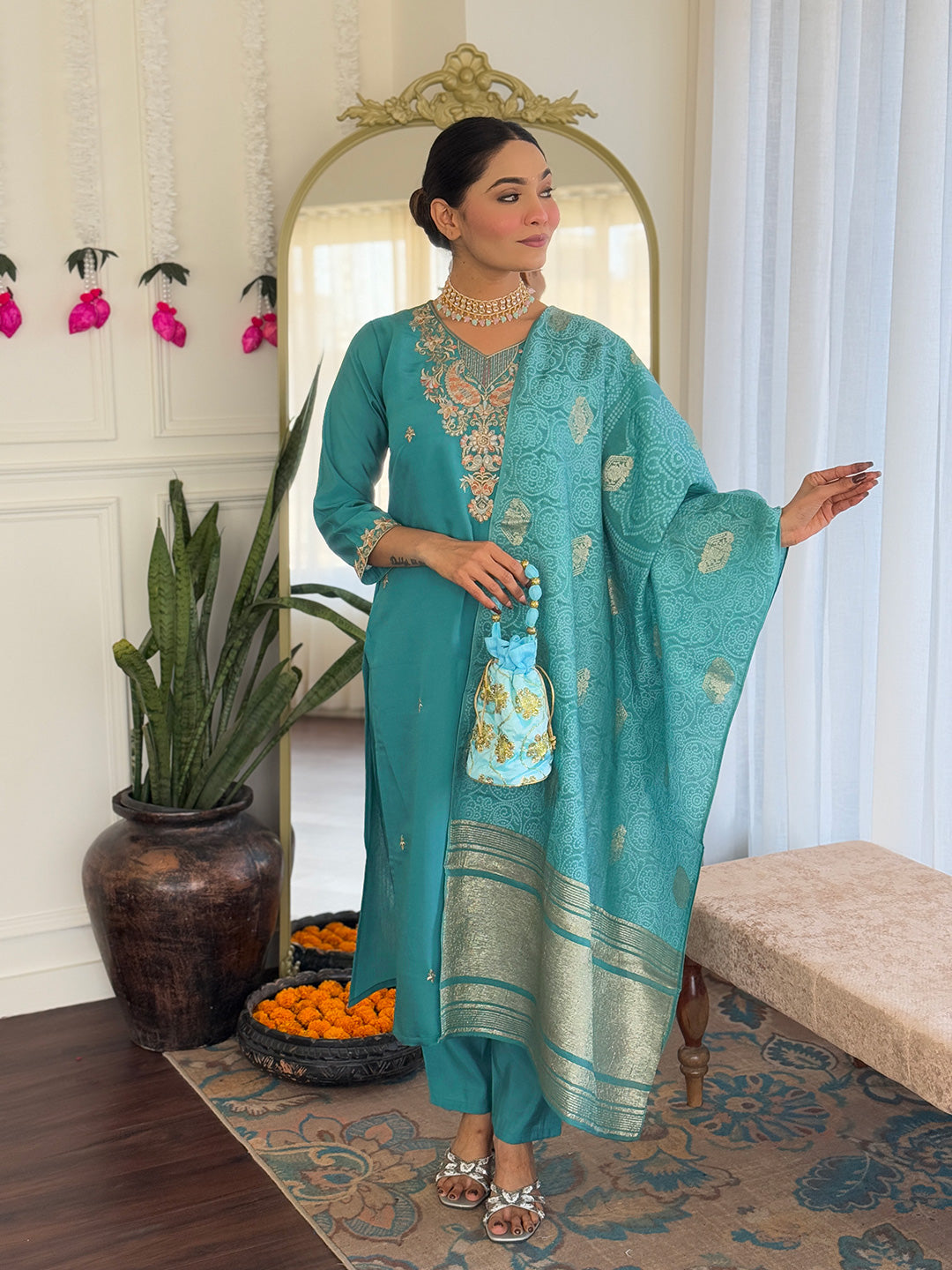 BLUE  GREEN WOMEN;S VISCOSE CHANDERI KURTA SET