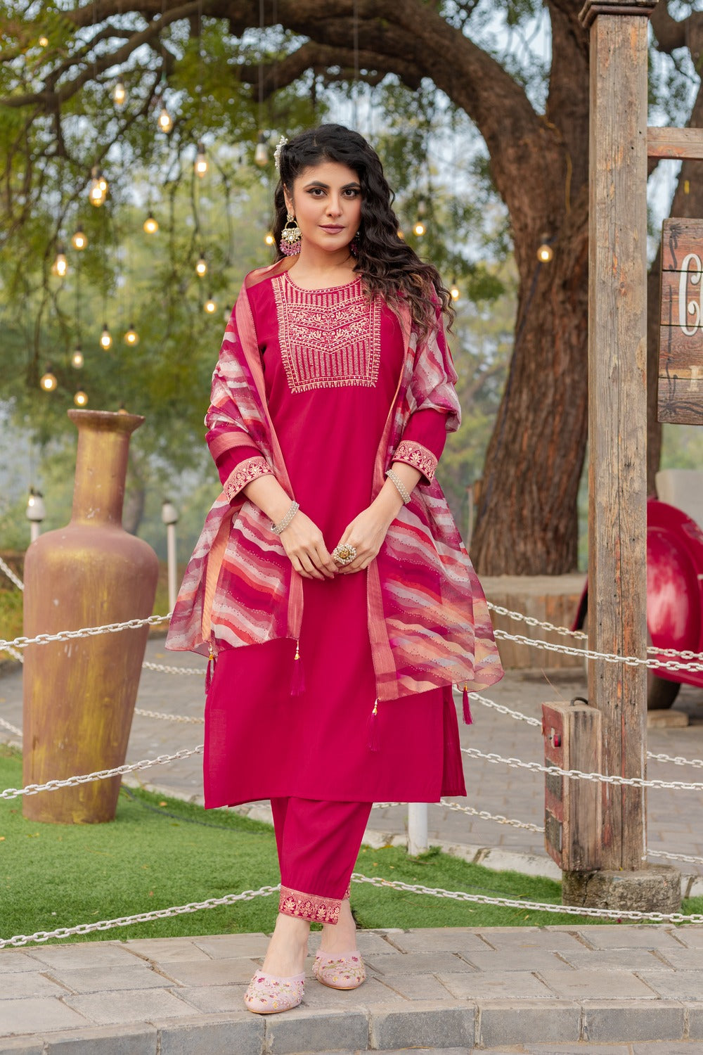 PINK COLOURED TREDITIONAL WEAR KURTA SET