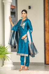BLUE COLOURED WOMEN'S POLYSTER  KURTA WITH  DUPATTA SET