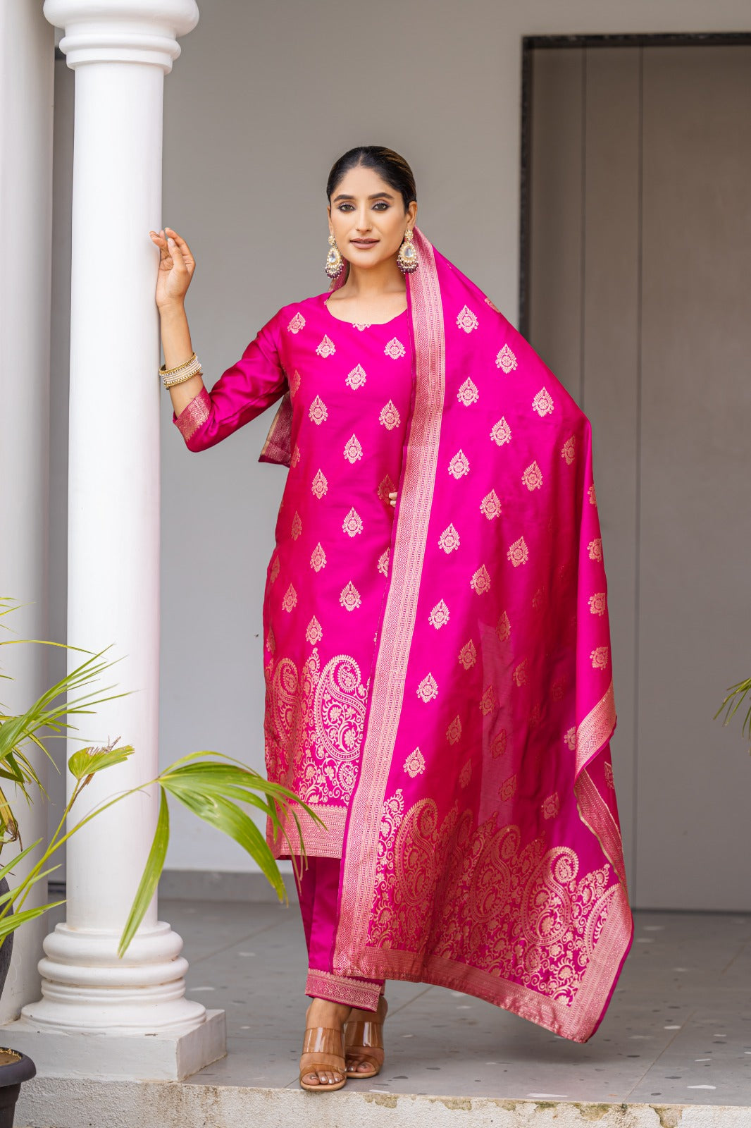PINK  COLOURED  WOMEN'S POLYSTER  KURTA WITH  DUPATTA SET