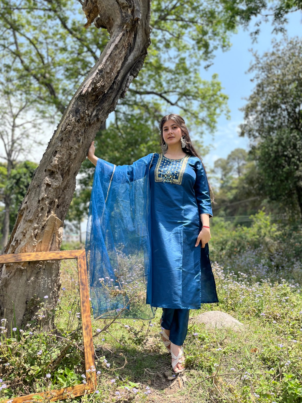 BLUE COLOURED  WOMEN'S  RAYON  KURTA WITH  DUPATTA SET
