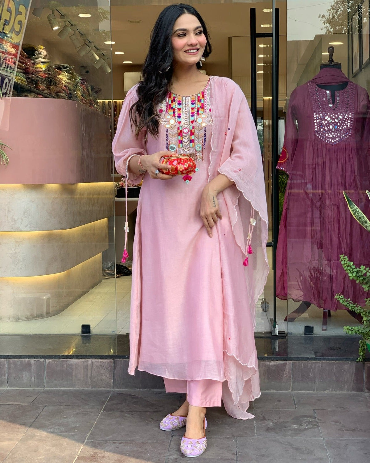 YAMINI PINK COLOURED  WOMEN'S CHANDERI SILK EMBROIDERED  KURTA WITH PANT DUPATTA SET