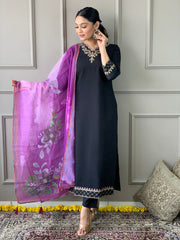 BLACK  COLOURED  WOMEN'S VISCOSE CHANDERI  EMBROIDERED  KURTA WITH PANT DUPATTA SET