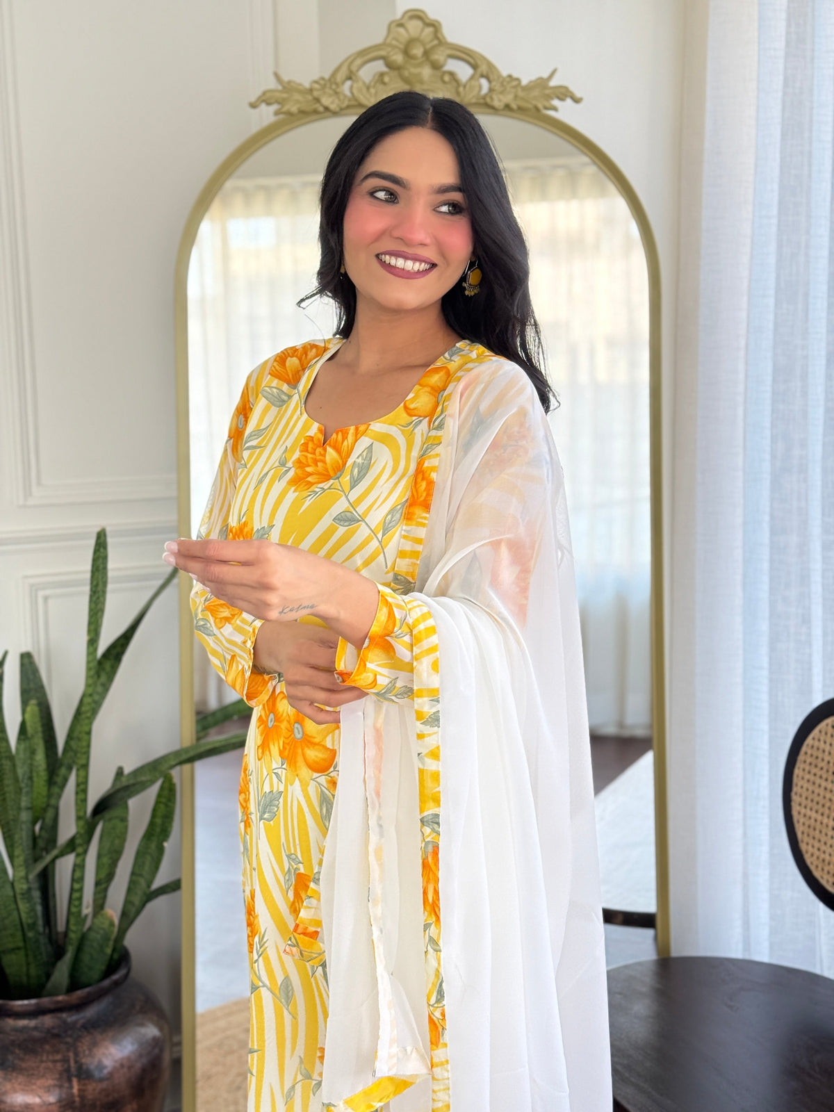 YELLOW  COLOURED  WOMEN'S GEORGETTE  KURTA  WITH PANT DUPATTA  SET